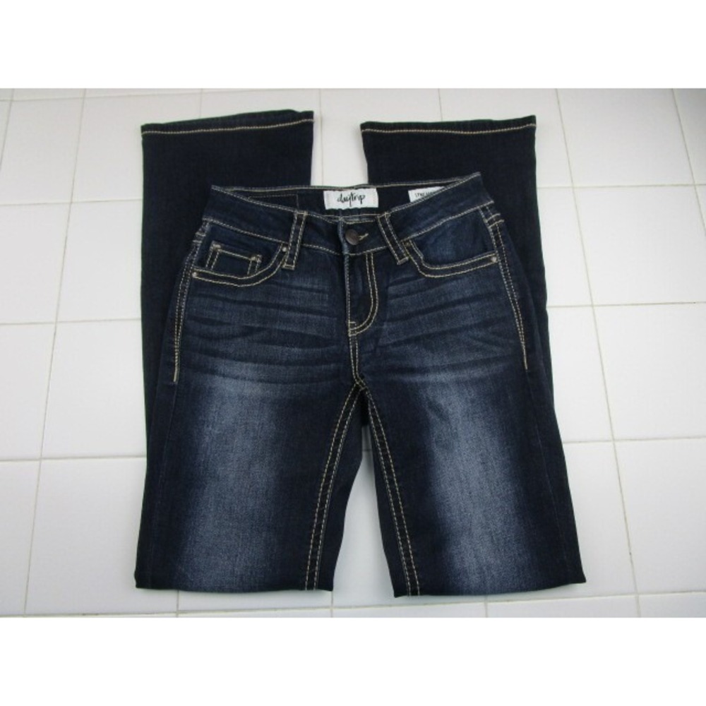 Daytrip Lynx Bootcut Women's Jeans Size 25R Cowgirl Button Pockets Dark Wash